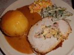 Herzhaft gef&uuml;llter <strong>Lachsbraten</strong>