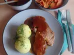 Schweine-Schinkenbraten mit Klößen