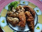 H&auml;hncheninnenfilet paniert mit Tortellini in Rahmso&szlig;e