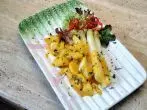 Spargel-Ragout mit Ananas