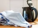 Bügeln mit dem Wasserkocher