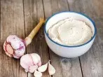 Knoblauch-Creme-Dip