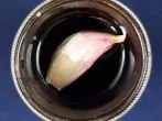 Knoblauch pellen - easy peasy: Einweichen