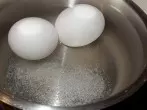 Eierkochen trotz Sprung in der Schale