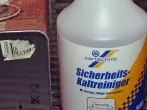 Aufkleber / Etiketten entfernen mit Kaltreiniger