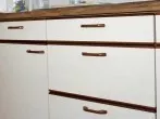 Küchenschränke - hartnäckigen Fettbelag bekämpfen