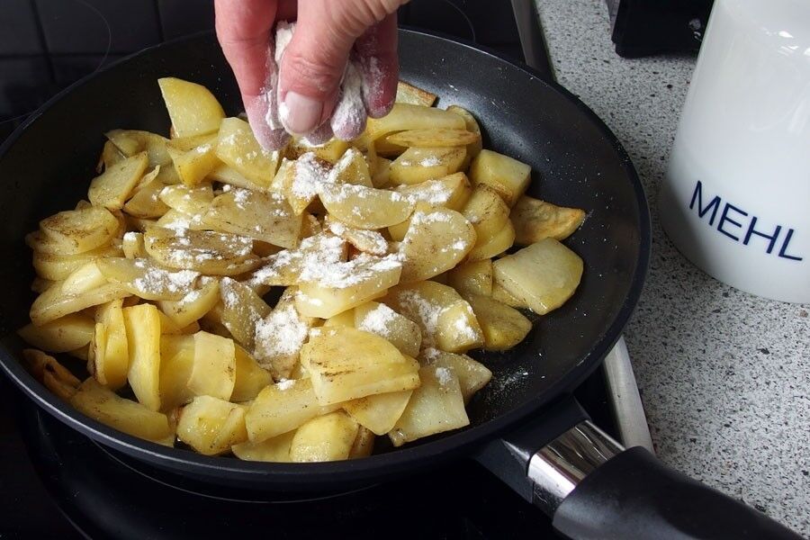 Kalorien Bratkartoffeln Mit Speck Und Zwiebeln