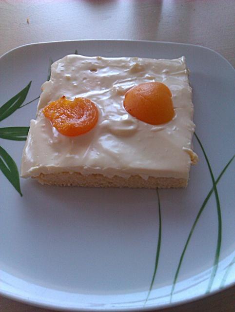 Rezept: Aprikosen-Vanille-Blechkuchen | Frag Mutti