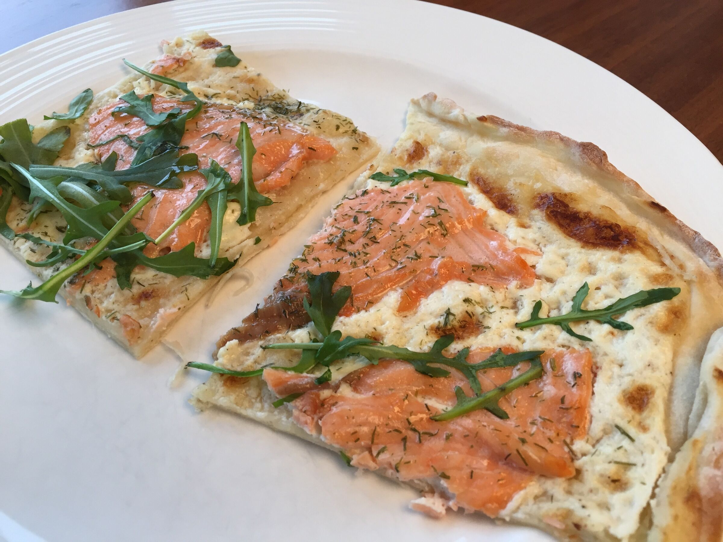 Flammkuchen Mit Frischem Lachs Und Rucola Rezept Frag Mutti | My XXX ...