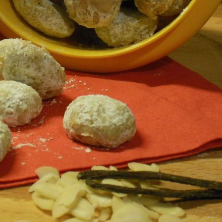 Vanillkipferl "panieren" - Kugeln fürs ganze Jahr