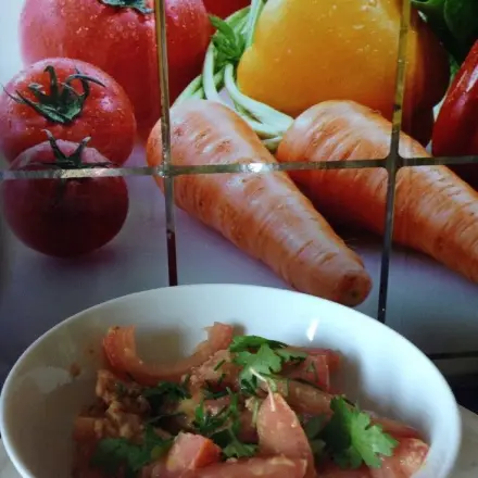 Sudanesischer Tomatensalat