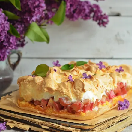 Rhabarberkuchen mit Quark