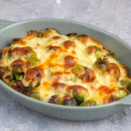 Rosenkohlauflauf mit Kasseler