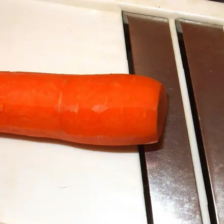 Gemüse asiatisch aufschneiden