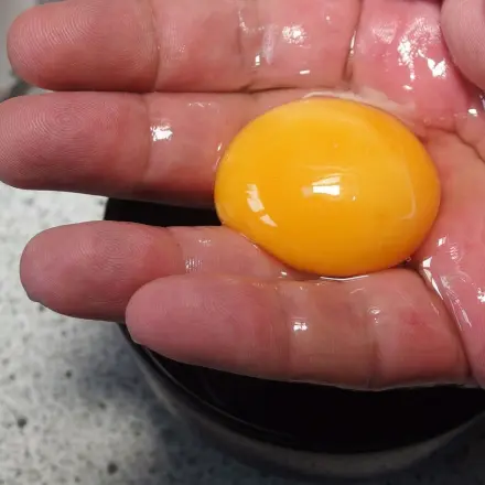 Eigelb ganz leicht trennen