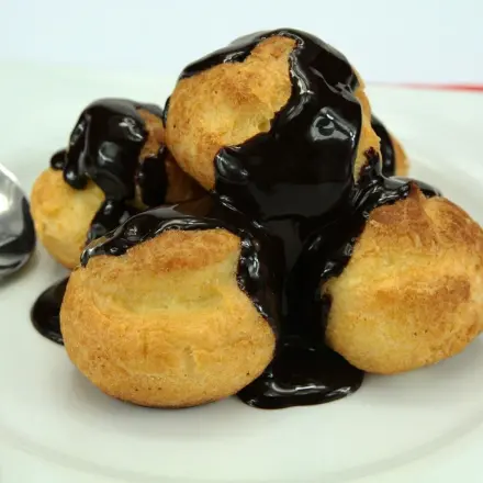 Profiteroles - Brandteigkugeln