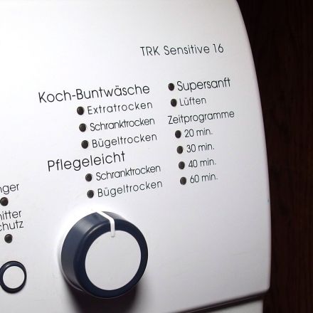 Dein Trockner stinkt? Das hilft gegen schlechten Geruch