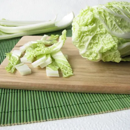 Chinakohlsalat mit Mandarinen und Ananas