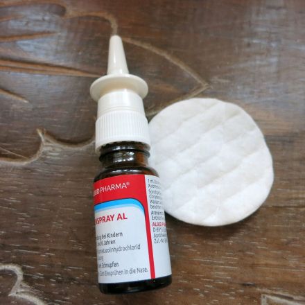 Wenn die Hämorrhoiden "rausschauen": Nasenspray
