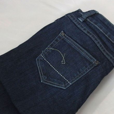 Jeansfarbe auffrischen