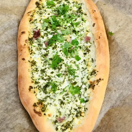 Lockerer Hefeteig mit Kefir