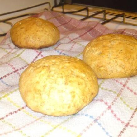 Grundrezept Weizenbrot / Weizenbrötchen