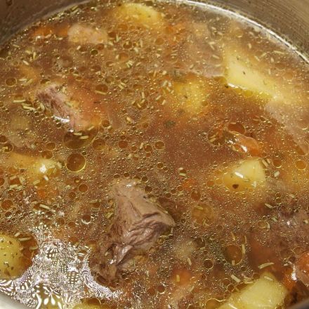 Fleischsuppe nach A. Schuhbeck