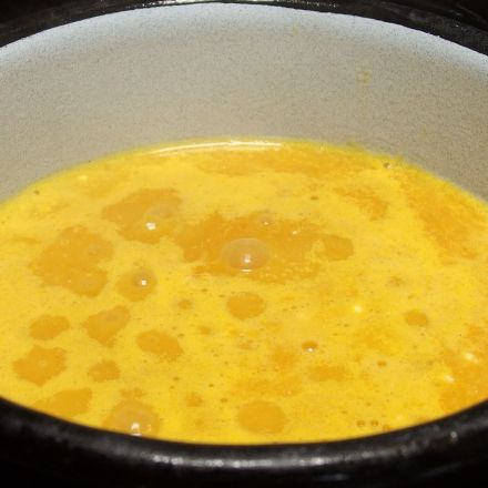 Soße binden mit Mehl