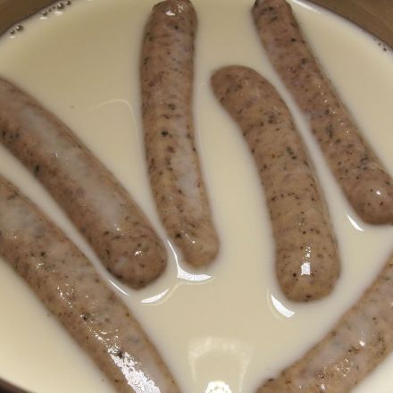 So platzen Bratwürste nicht mehr auf