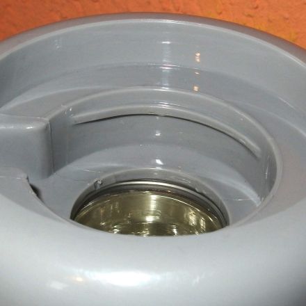 Thermoskannen mit Wäschebleiche reinigen