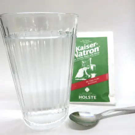 Natron gegen Brennen beim Wasserlassen (Blasenentzündung)