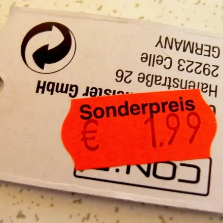 Um Preise feilschen