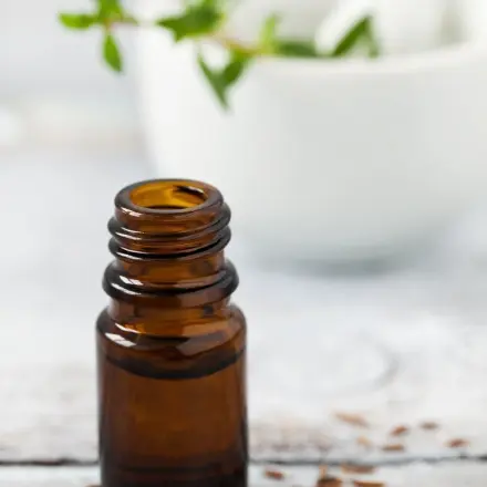 Kümmelöl bei Baby-Blähungen