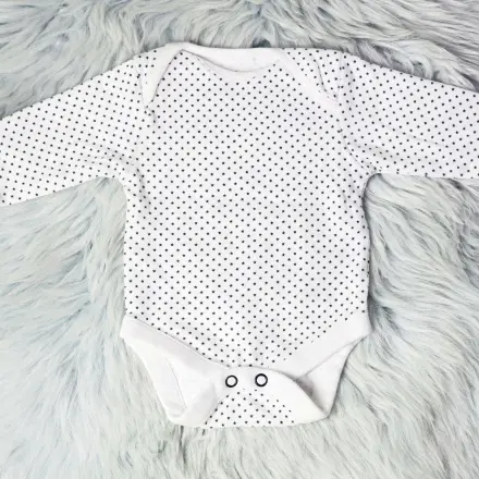 Babybodies beim Pipimachen nicht mehr nass