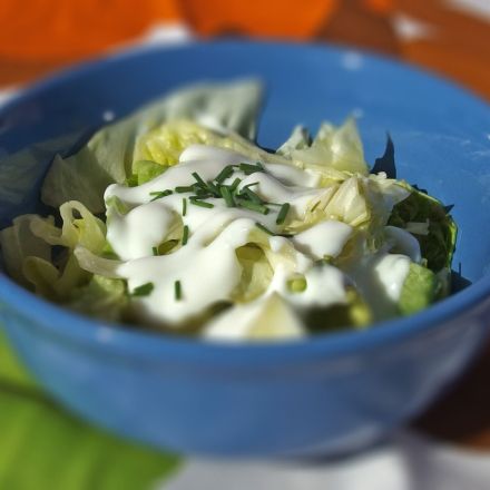 Süße Salatsauce für Eisbergsalat