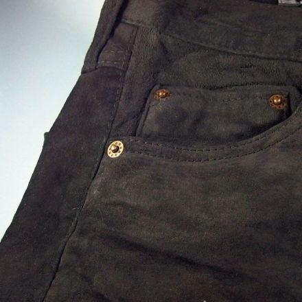 Verschlissenes Wildleder wieder wie neu