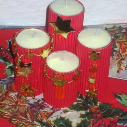 Kerzenhalter aus Wellpappe