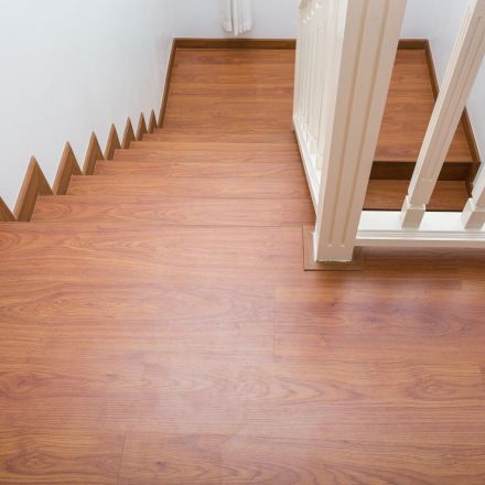 Laminat streifenfrei mit Klarspüler