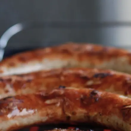 Knusprige Bratwurst