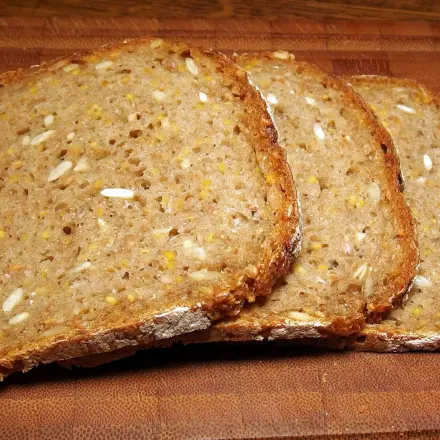 Schon geschnittenes Brot frisch halten