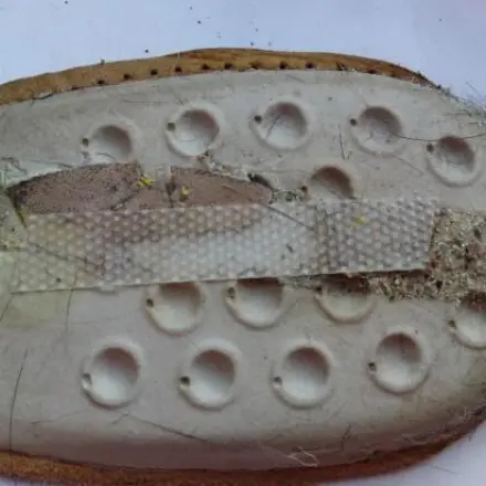 Herausnehmbare Fersenpolster mit Klettband