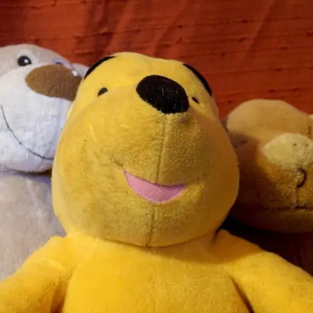 Bezahlbare Kinderkleidung und Spielsachen