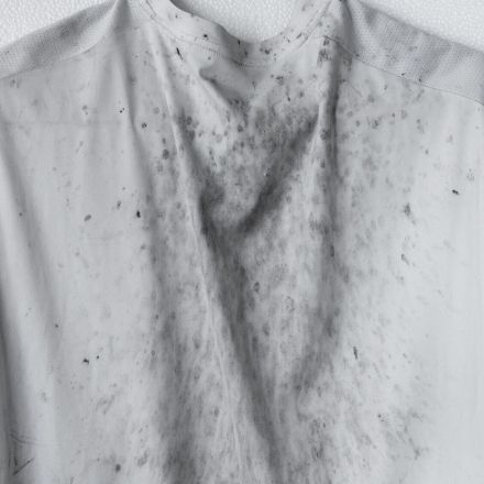 Schmierflecken und Ölflecken entfernen mit Waschbenzin