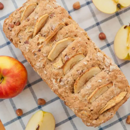 Apfelbrot für die Adventszeit (ohne Fett, Zucker und Eier)