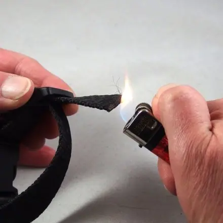 Kordelenden mit Feuerzeug "verschließen"