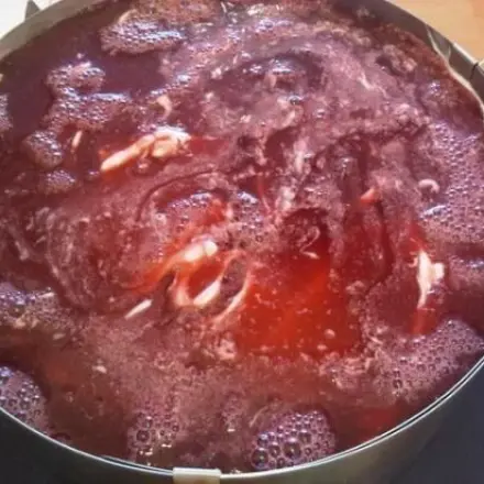 Himbeer-TIFFANY-Quick-Kuchen mit Erdbeerguss