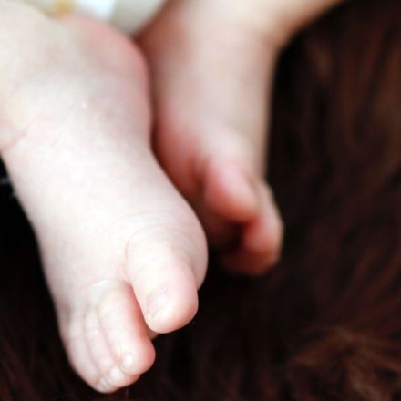 Warme Babyfüße