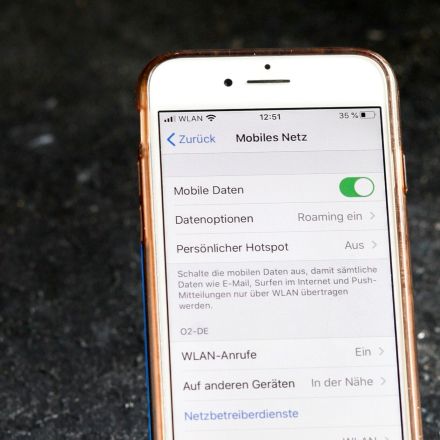 Teure Telefongebühren im Ausland vermeiden