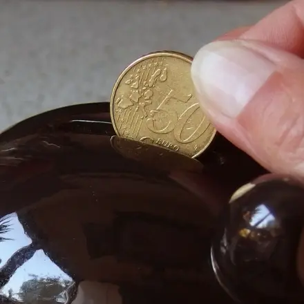 Kinder an den Umgang mit Geld gewöhnen