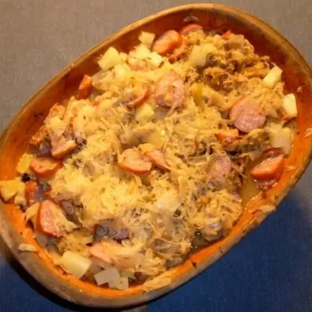 Sauerkraut im Römertopf